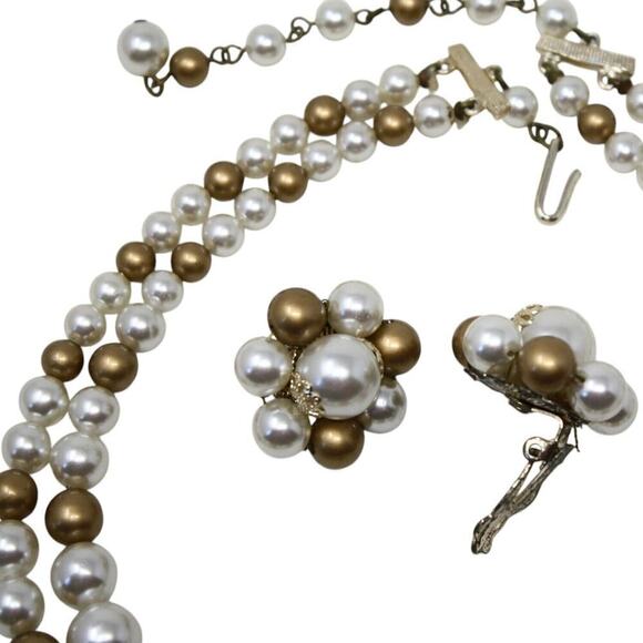 Vintage 2 Strand Gold White Bead Necklace Clip On Earring Set Original Box Japan - Picture 4 of 7